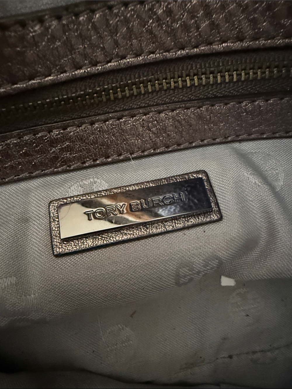 Tory Burch Two-Tone Gray Wool Shoulder Bag with Metallic Trim - Picture 8 of 12